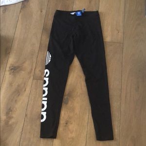 Adidas leggings